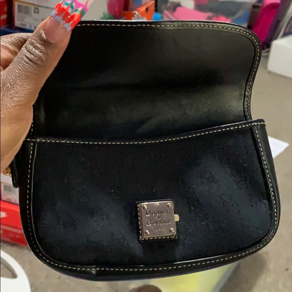 Dooney & Bourke wristlet - Picture 3 of 7
